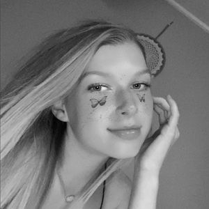 Meet your Posher, Tiffany